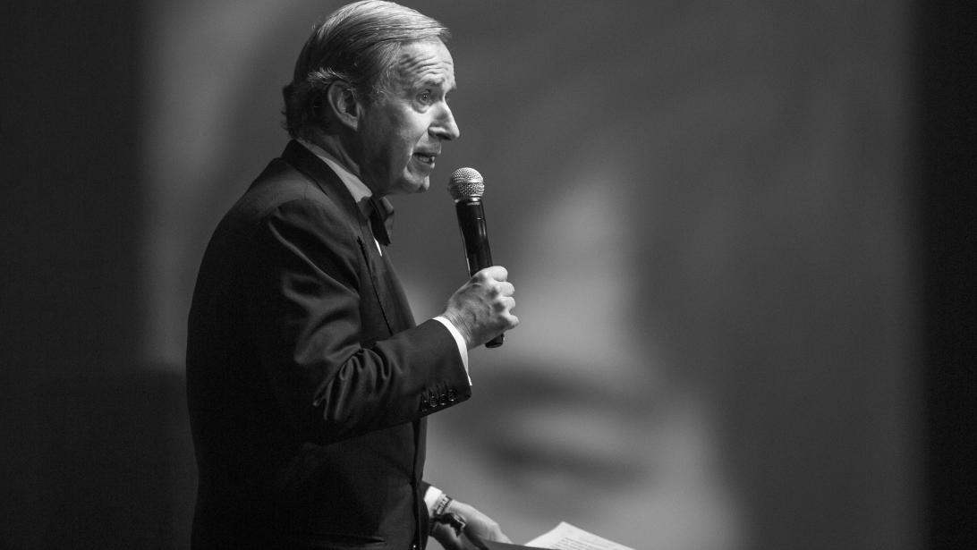 Rencontre: Simon de Pury, le Mick Jagger des commissaires-priseurs Rencontre: Simon de Pury, le Mick Jagger des commissaires-priseurs