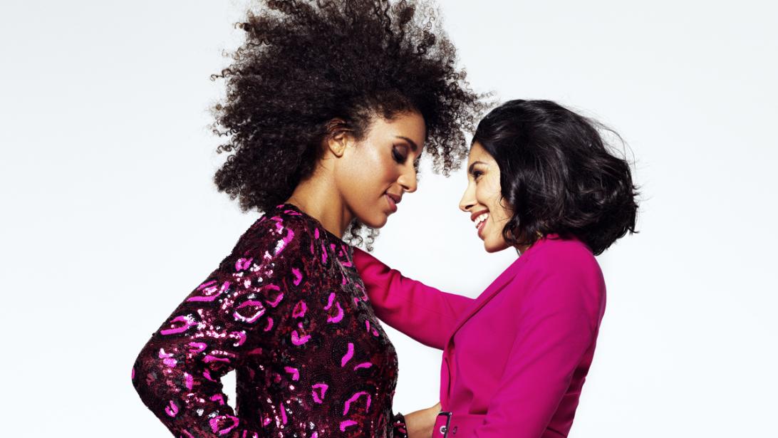 Danira Boukhriss & bestie Karine Claassen: "wij delen onze basiswaarden, maar ook memes over dansende baby's" Danira Boukhriss & bestie Karine Claassen: "wij delen onze basiswaarden, maar ook memes over dansende baby's"