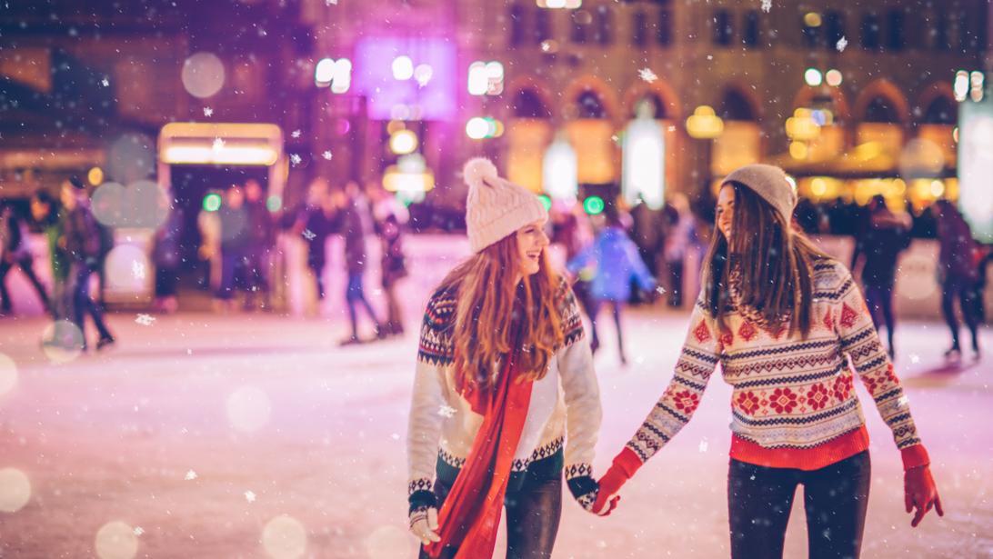 Pairi Daiza construit une énorme patinoire éphémère pour les fêtes Pairi Daiza construit une énorme patinoire éphémère pour les fêtes