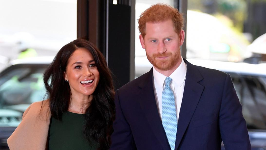 Baby Archie steelt de show op schattige kerstkaart van Meghan en Harry Baby Archie steelt de show op schattige kerstkaart van Meghan en Harry