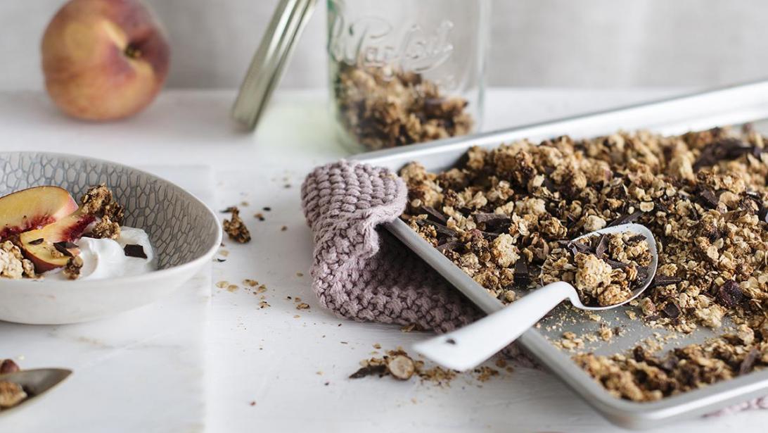 Recept: homemade cruesli met chocolade van Sandra Bekkari Recept: homemade cruesli met chocolade van Sandra Bekkari