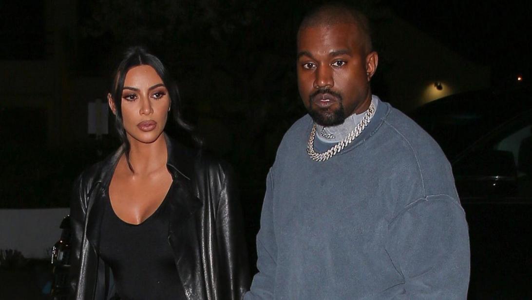 Kim Kardashian en Kanye West laten binnenkijken in hun familievilla in LA Kim Kardashian en Kanye West laten binnenkijken in hun familievilla in LA