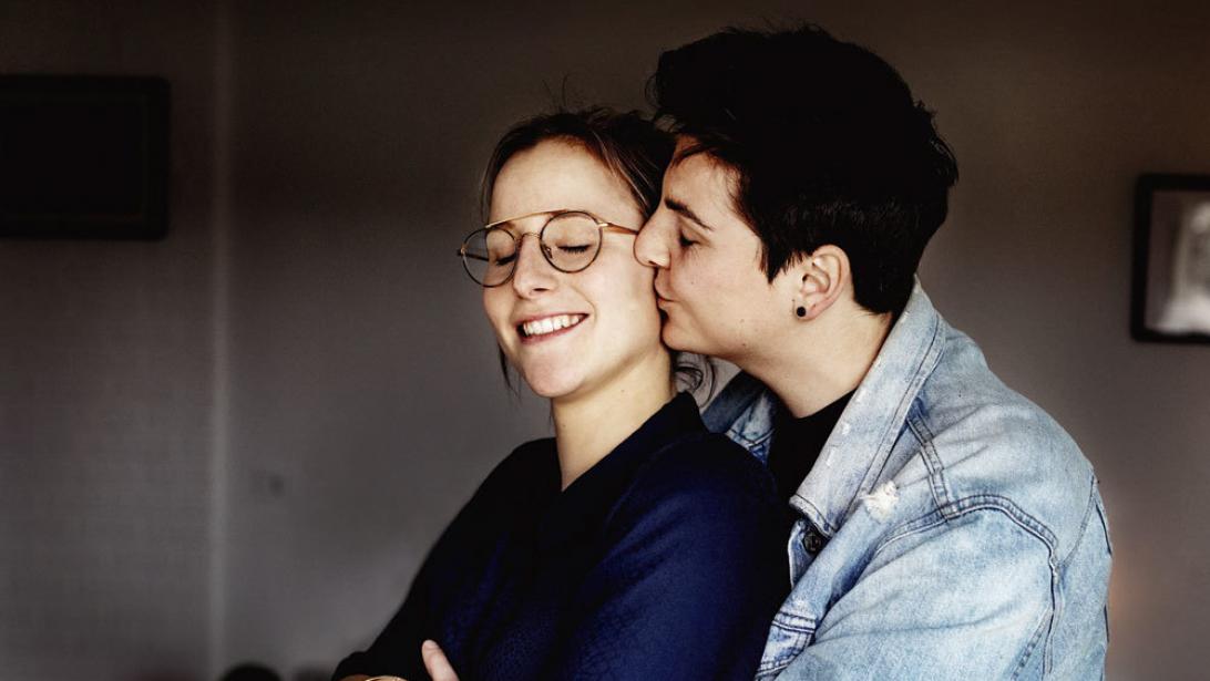 Love is in the air: Jolien en Hanne werden verliefd op de werkvloer Love is in the air: Jolien en Hanne werden verliefd op de werkvloer