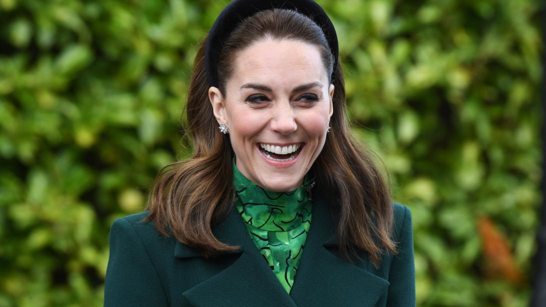 Kate Middleton en Alexa Chung delen dezelfde jurk Kate Middleton en Alexa Chung delen dezelfde jurk