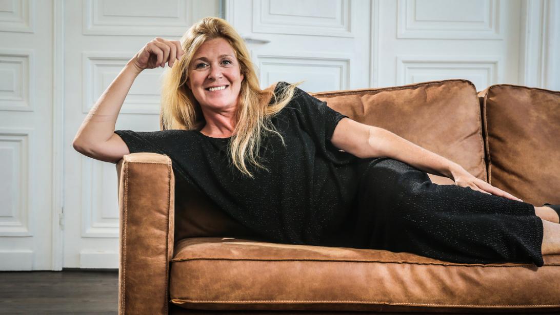 One on one met Barbara Sarafian: 'Als er veel liefde mee gemoeid is, kun je de schoonste dingen maken' One on one met Barbara Sarafian: 'Als er veel liefde mee gemoeid is, kun je de schoonste dingen maken'