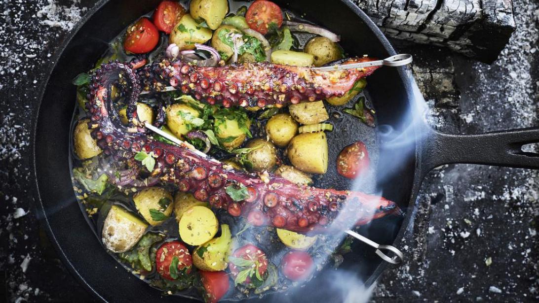 Zinderend zuiders: Lauwwarme salade met pulpo Zinderend zuiders: Lauwwarme salade met pulpo