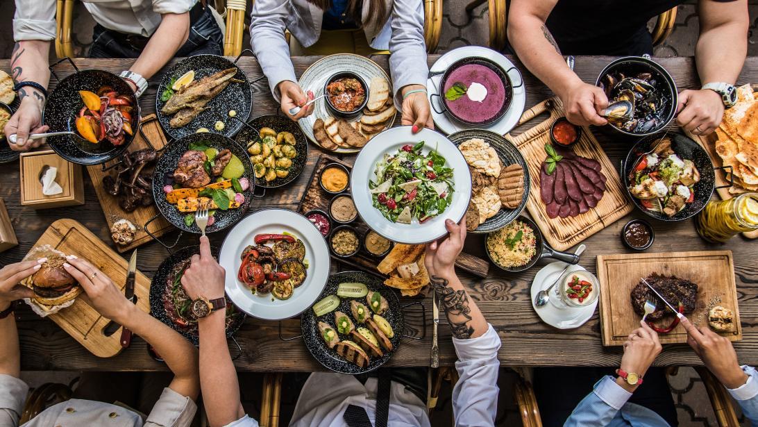 Bon plan: mangez dans un délicieux resto à moitié prix! Bon plan: mangez dans un délicieux resto à moitié prix!