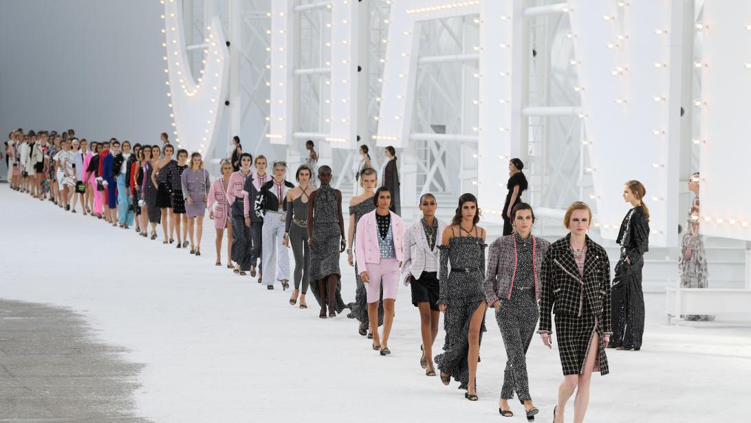 Paris: les 5 moments forts d'une Fashion Week hors du commun Paris: les 5 moments forts d'une Fashion Week hors du commun