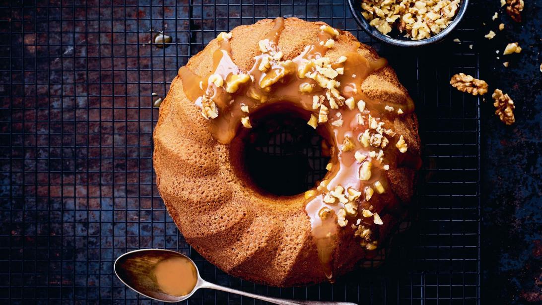 Zalig vieruurtje: notencake met gezouten karamel Zalig vieruurtje: notencake met gezouten karamel