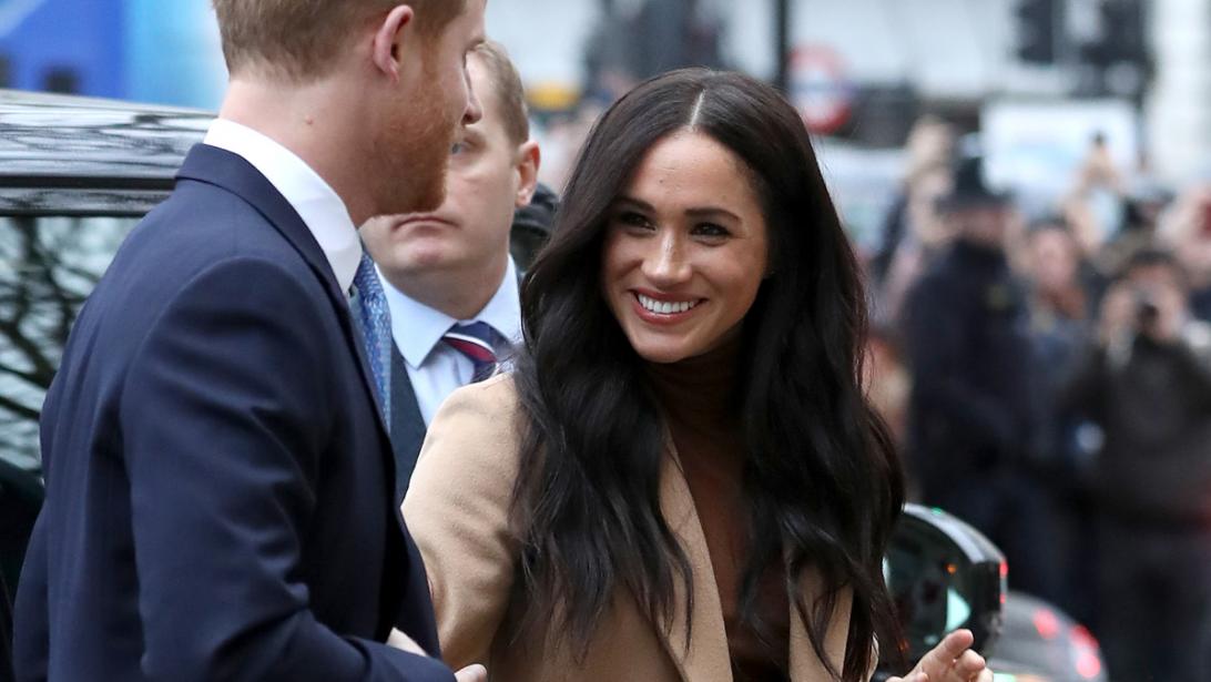 Meghan Markle schrijft over miskraam: "Terwijl ik mijn eerste kindje vasthield, verloor ik een tweede" Meghan Markle schrijft over miskraam: "Terwijl ik mijn eerste kindje vasthield, verloor ik een tweede"