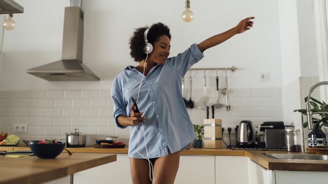10 astuces (sans sport) pour perdre 100 calories ni vu ni connu 10 astuces (sans sport) pour perdre 100 calories ni vu ni connu