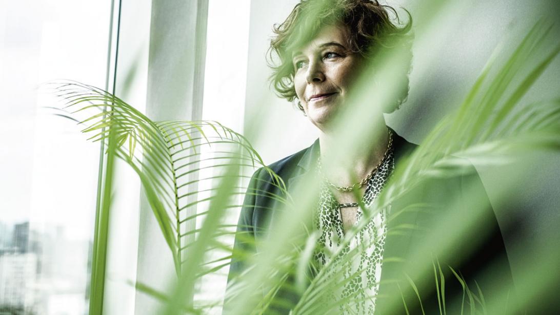 Petra De Sutter over 2020 en de toekomst: "Ik ben geboren met een enorme voorraad aan veerkracht" Petra De Sutter over 2020 en de toekomst: "Ik ben geboren met een enorme voorraad aan veerkracht"