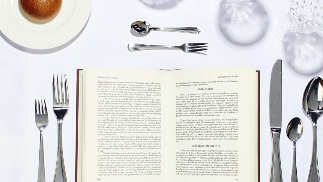 Kookmemoires: literatuur om duimen en vingers bij af te likken Kookmemoires: literatuur om duimen en vingers bij af te likken