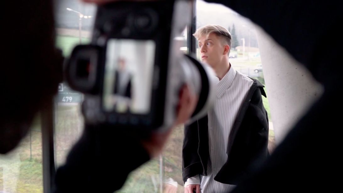 Vidéo: en coulisses sur notre shooting exceptionnel avec Loïc Nottet Vidéo: en coulisses sur notre shooting exceptionnel avec Loïc Nottet