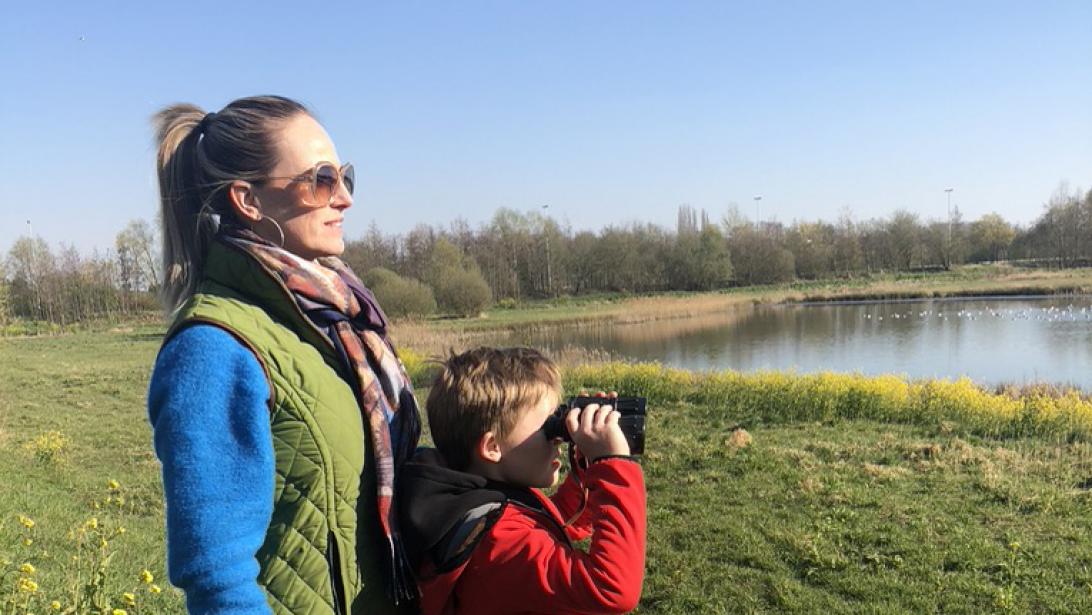 Getuigenis: Céline (37) is alleenstaande mama: "ik zie nu vooral de voordelen" Getuigenis: Céline (37) is alleenstaande mama: "ik zie nu vooral de voordelen"