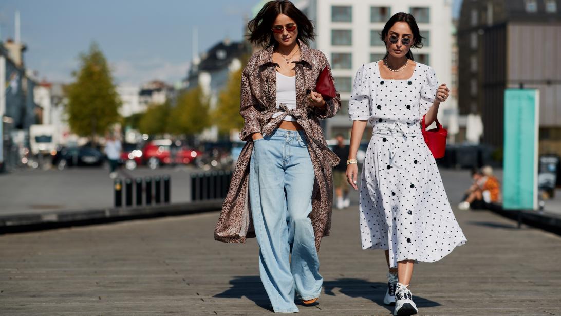 Ce petit détail tendance flatte toutes les silhouettes! Ce petit détail tendance flatte toutes les silhouettes!