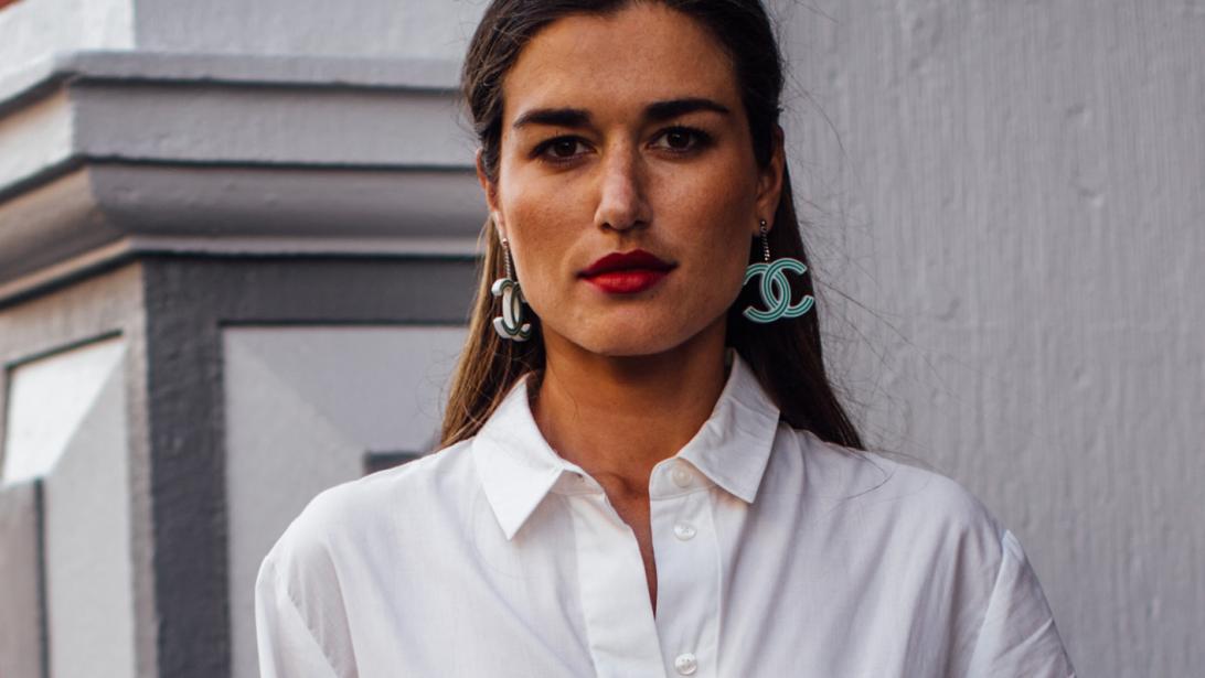 Vraag aan de dermatoloog: "Van waar komt die zwarte schijn op mijn bovenlip?" Vraag aan de dermatoloog: "Van waar komt die zwarte schijn op mijn bovenlip?"