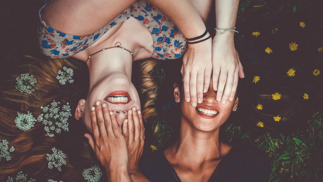 La positivité toxique : quand trop de positif nuit à notre santé mentale La positivité toxique : quand trop de positif nuit à notre santé mentale