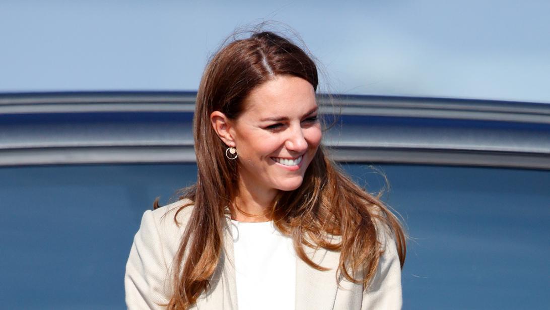Spotted : Kate Middleton a troqué son jean contre ce pantalon tendance Spotted : Kate Middleton a troqué son jean contre ce pantalon tendance