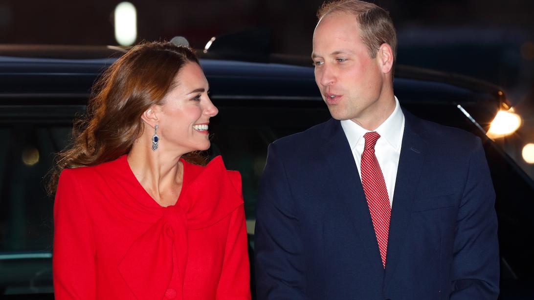 Daar zijn ze: de nieuwe kerstkaartjes van prins William en Kate Middleton Daar zijn ze: de nieuwe kerstkaartjes van prins William en Kate Middleton