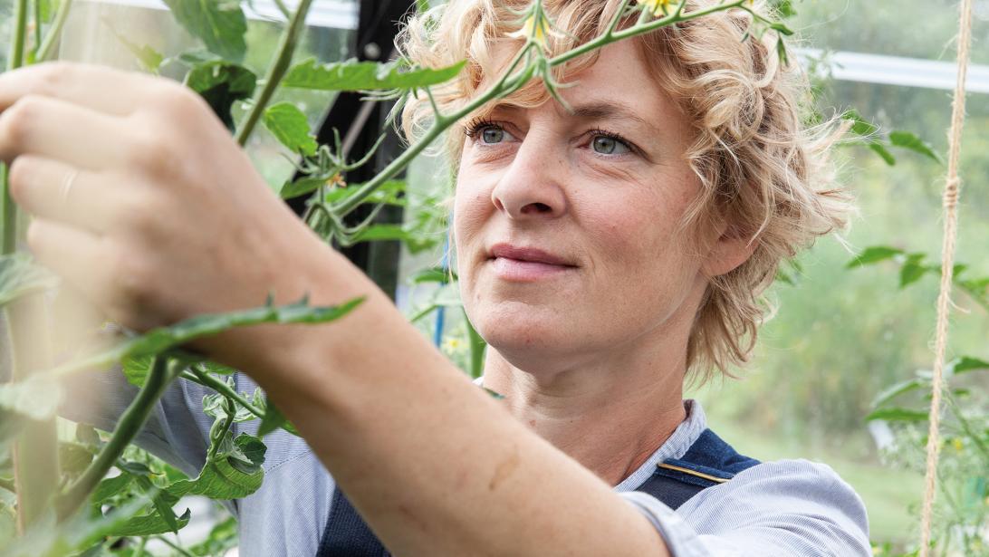 Mme Zsazsa: "Mijn favoriete vakantieplek? Onze eigen moestuin!" Mme Zsazsa: "Mijn favoriete vakantieplek? Onze eigen moestuin!"