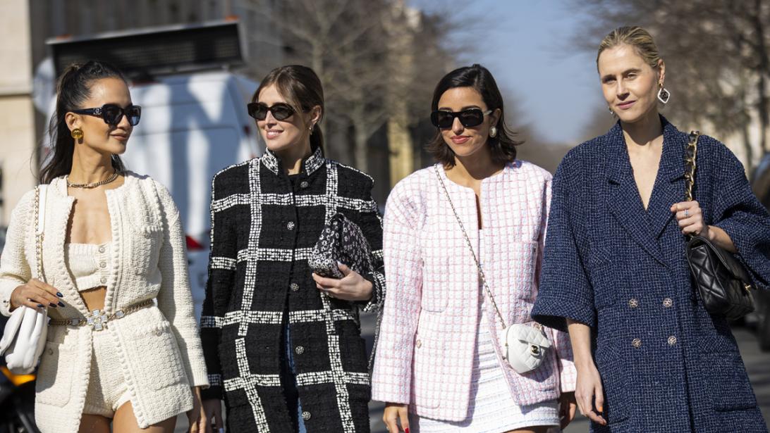 Mode? Een makkie! Het Feeling-modeteam vertaalt de trends naar jouw kleerkast Mode? Een makkie! Het Feeling-modeteam vertaalt de trends naar jouw kleerkast