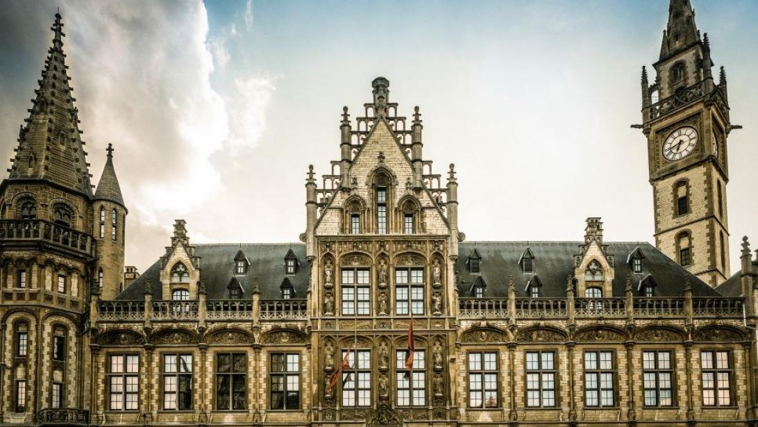 Dit Gentse hotel staat in de top 500 van de beste hotels ter wereld Dit Gentse hotel staat in de top 500 van de beste hotels ter wereld