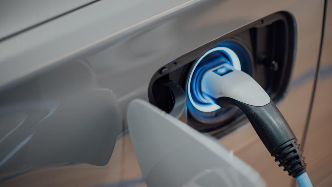 Voiture électrique en plein essor: quels sont les avantages et à quels prix? Voiture électrique en plein essor: quels sont les avantages et à quels prix?