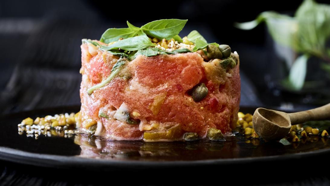 Recette: un tartare 100% veggie à base de tomates Recette: un tartare 100% veggie à base de tomates