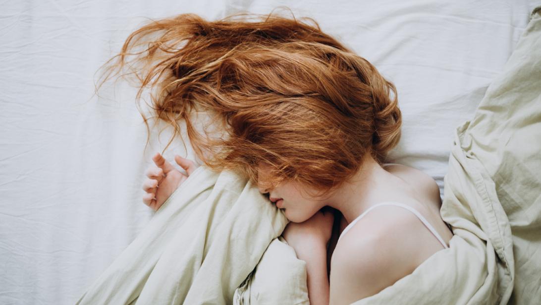 Raak jij 's ochtends niet uit bed? Met deze 7 tips lukt het wel Raak jij 's ochtends niet uit bed? Met deze 7 tips lukt het wel