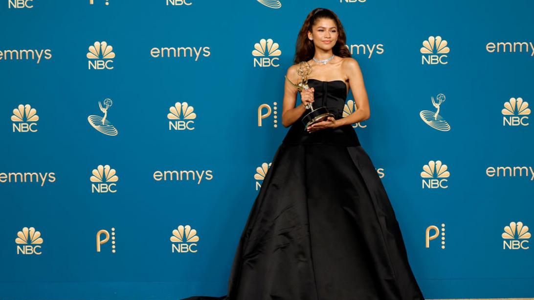 Wie droeg wat? De tien beste looks van de Emmy's Wie droeg wat? De tien beste looks van de Emmy's