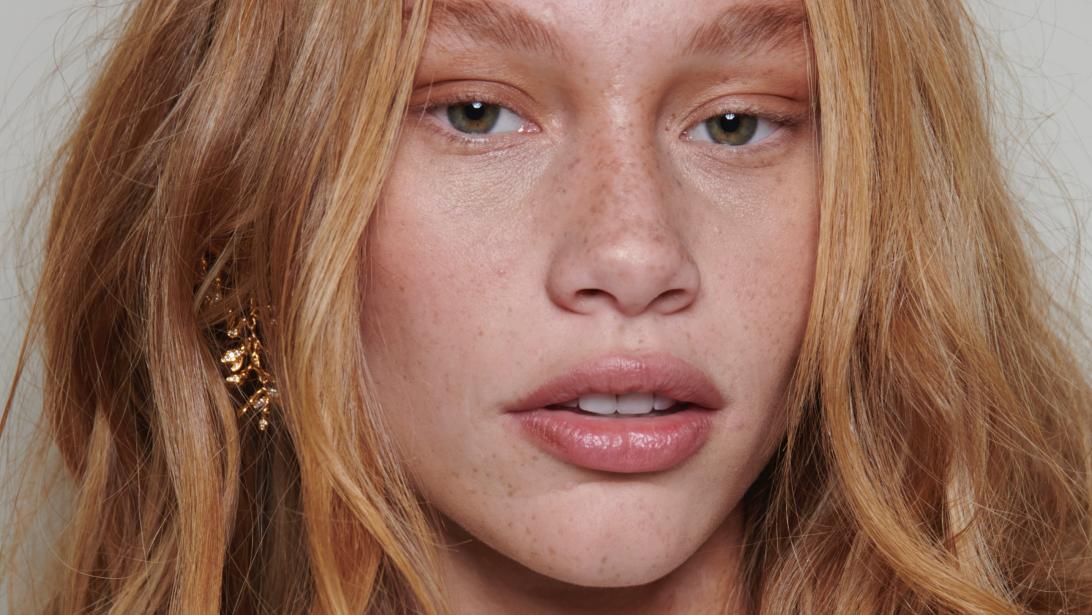 Beautyhype: is 'Retinol Sandwiching' zoet voor je huid of niet? Beautyhype: is 'Retinol Sandwiching' zoet voor je huid of niet?