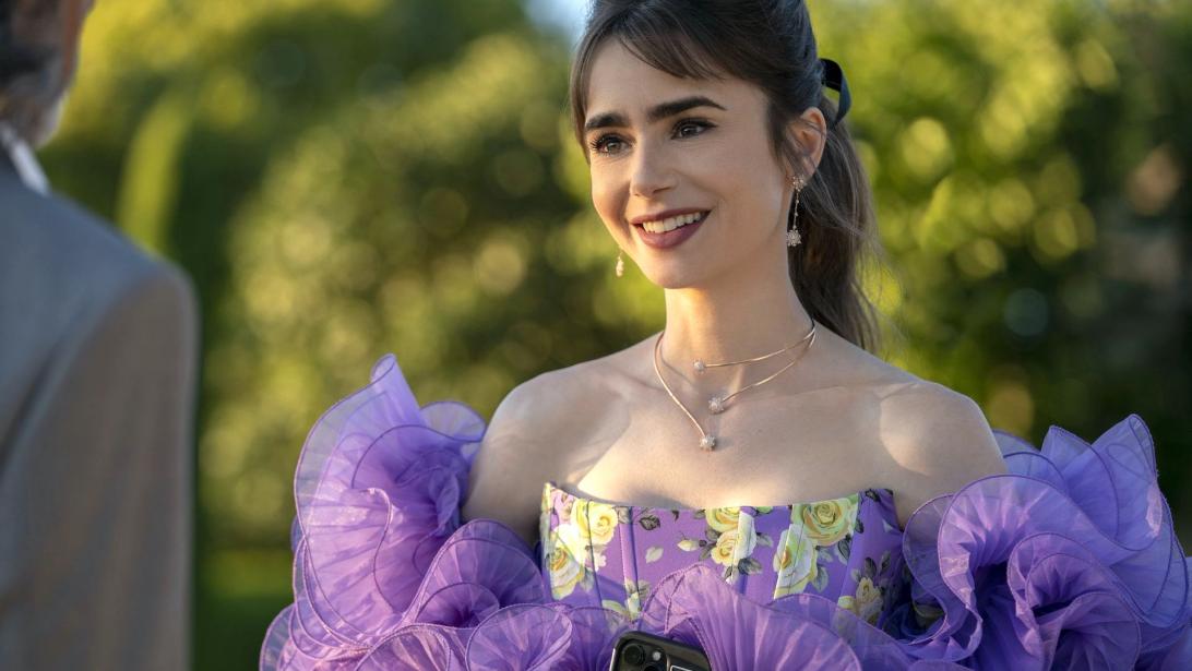 De top à flop: voici pourquoi la saison 3 d'Emily in Paris nous a déçu De top à flop: voici pourquoi la saison 3 d'Emily in Paris nous a déçu