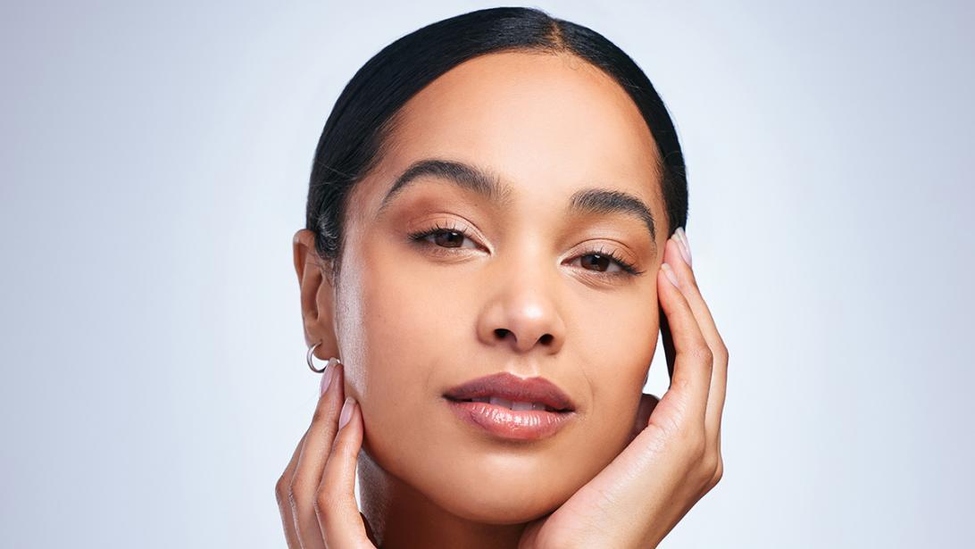 Les conseils d'un dermatologue pour se débarrasser de l'acné à l'âge adulte Les conseils d'un dermatologue pour se débarrasser de l'acné à l'âge adulte