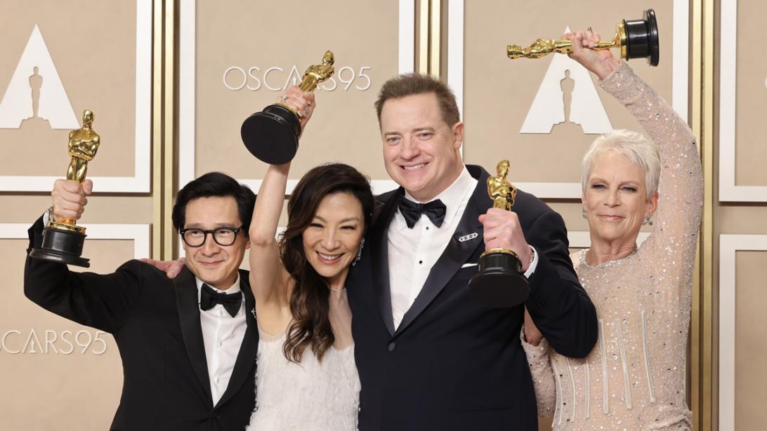 "Mom, I won an Oscar", een vuile loper en een ezel op podium: Dit waren de beste momenten van de Oscars "Mom, I won an Oscar", een vuile loper en een ezel op podium: Dit waren de beste momenten van de Oscars