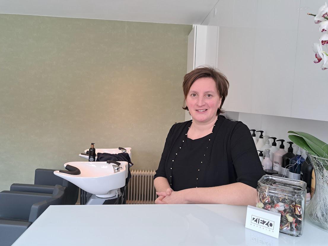 Nell moves from Dilbeek to Poperinge with Ziezo hair salon