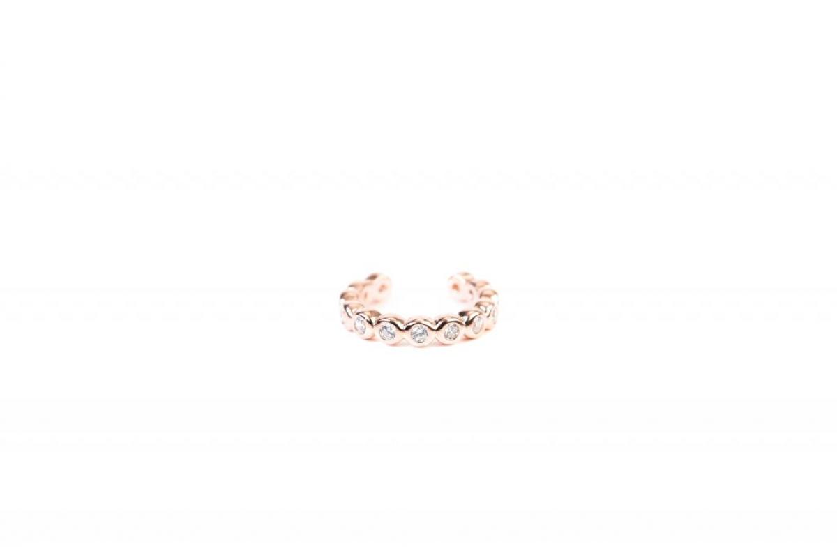 Ear cuff June