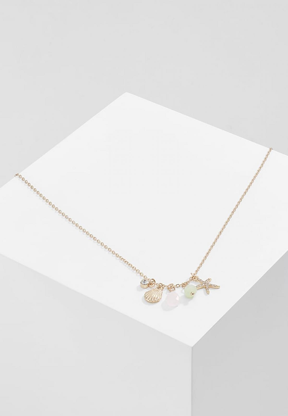 Ketting met schelp(en)