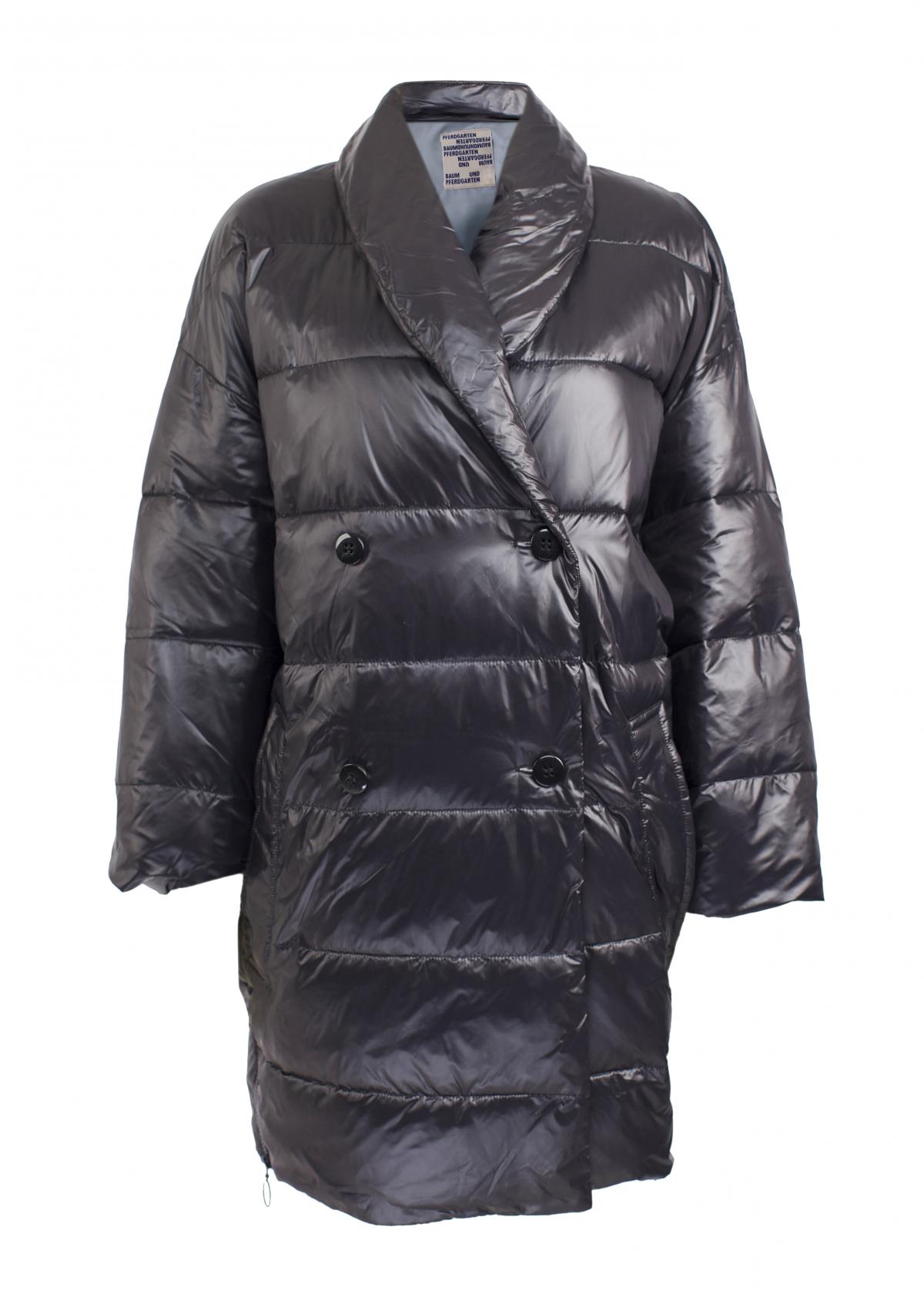 Oversized puffer met knopen