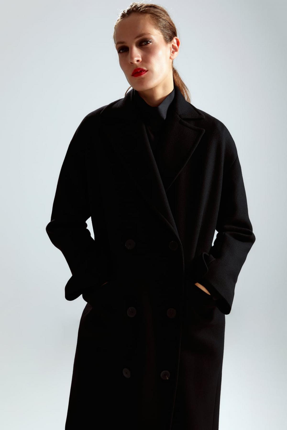 Basic 3: le long manteau noir