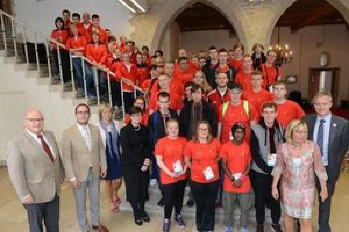 IJslandse voetbaldelegatie voor Special Olympics in Kortrijk KW.be