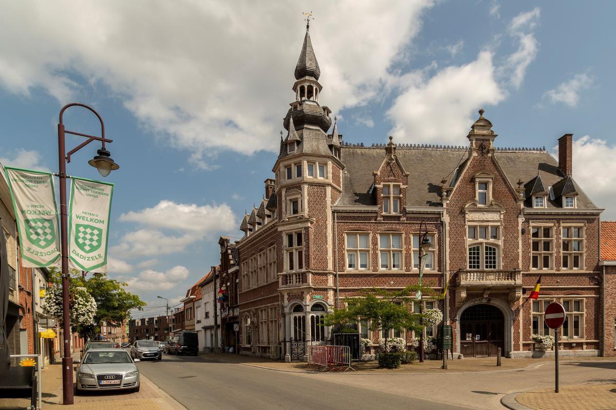 Bestek voor renovatie oudgemeentehuis Dadizele is goedgekeurd KW.be