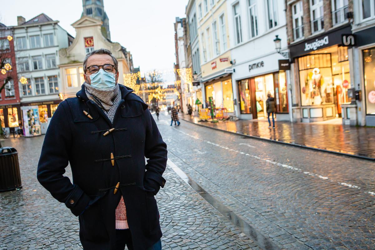 Dirk Vanheghen, de nieuwe voorzitter van het Brugs Handelscentrum: “Horeca en shoppen zijn communicerende vaten, ze kunnen niet zonder elkaar.” (foto DC)©Davy Coghe Davy Coghe