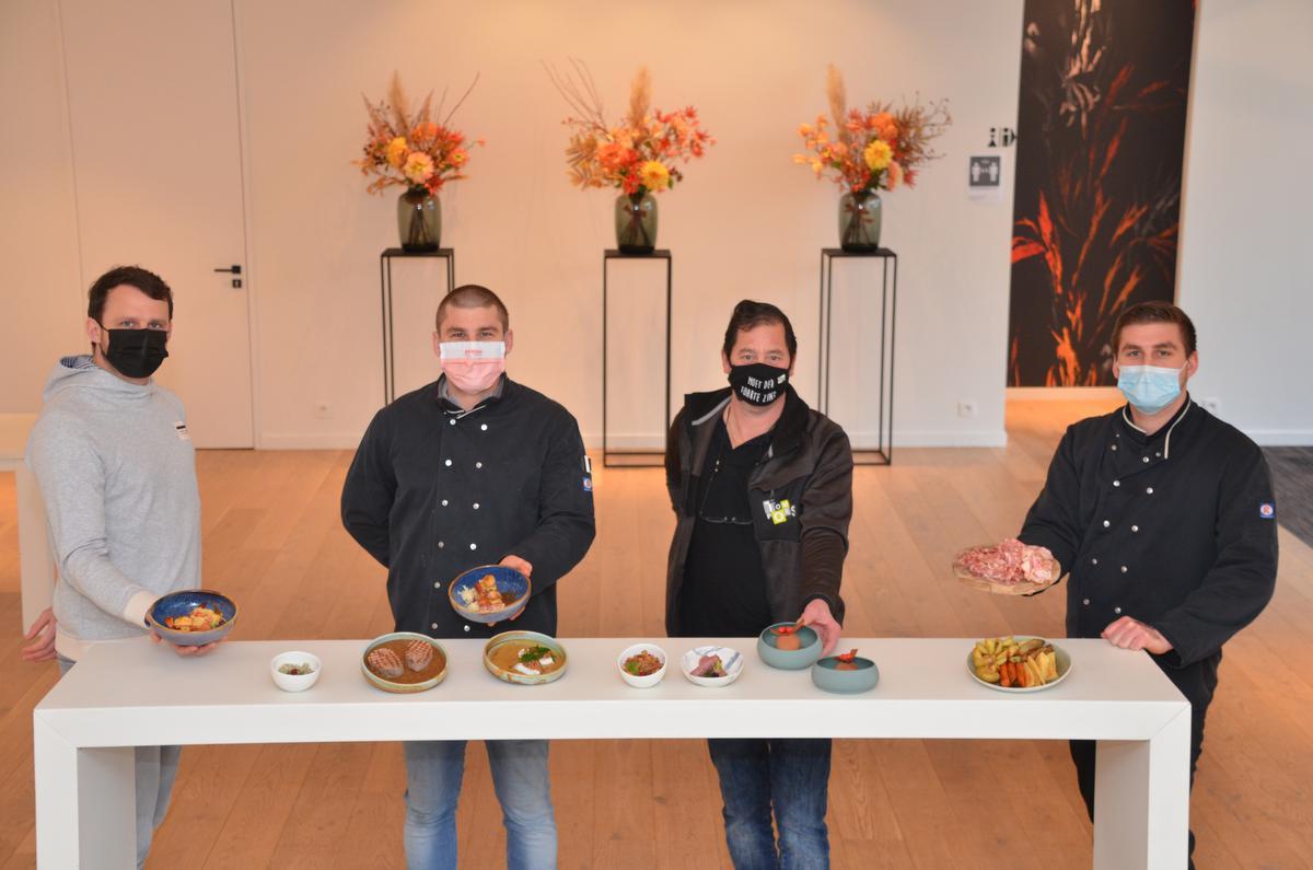 Michael Bouckaert, Niels De Keukelaere, David Willemyns, Gilles De Keukelaere zetten samen in op een Valentijnsmenu©BRU BRU