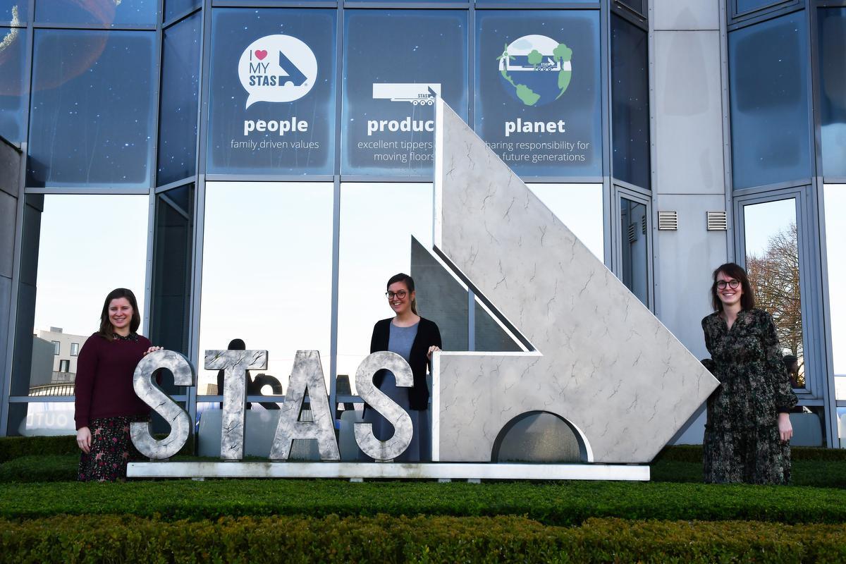 Stephanie Vandenberghe, Lies Berkein en Eline Ampe zijn de medewerkers van het People-team van Stas. (foto GF)