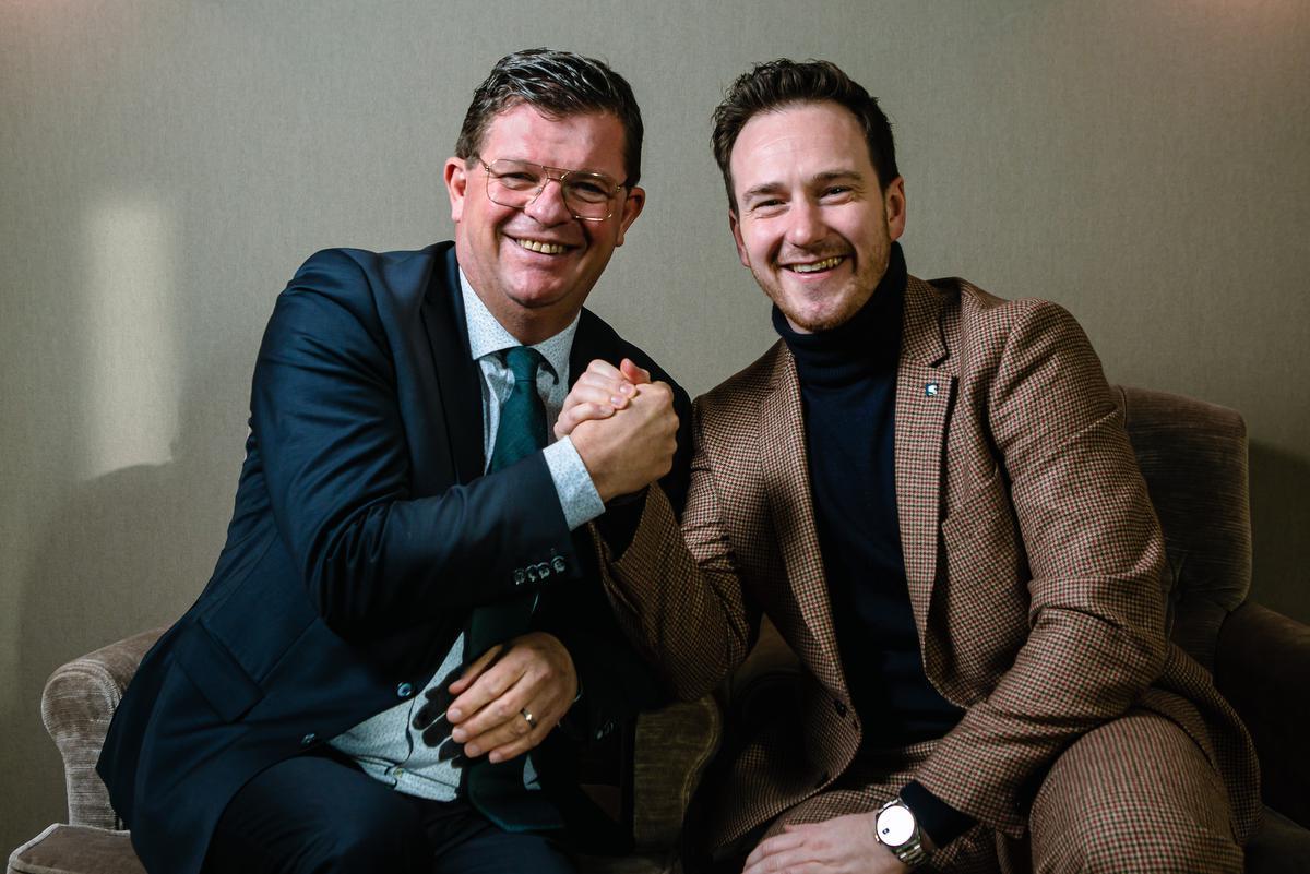 Bart Tommelein (links) en Francesco Vanderjeugd op een archiefbeeld: de een trok de Vlaamse Open VLD-lijst in 2019, de ander wil dat in 2024.© Davy Coghe