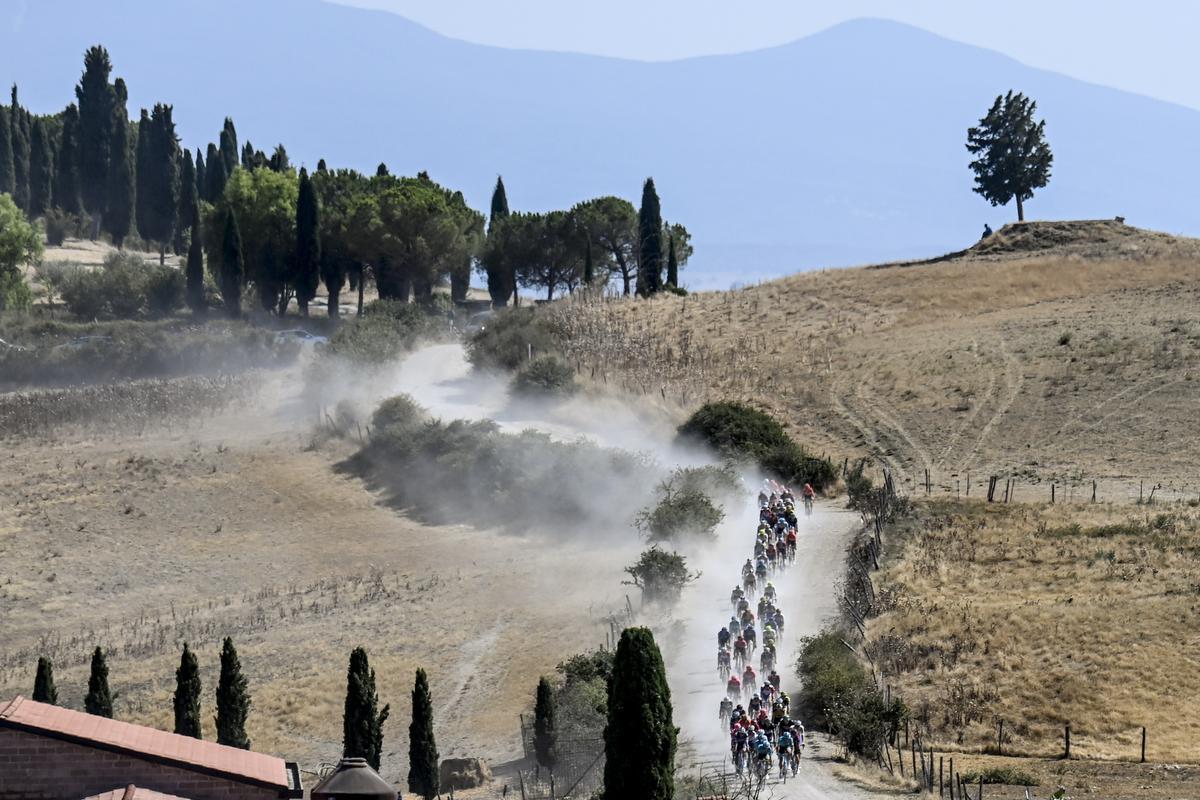 De witte grindwegen van de Strade Bianche.© BELGA