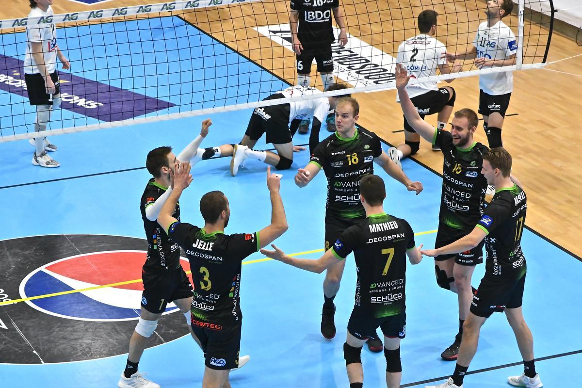 Decospan kan dankzij een mooie teamprestatie drie belangrijke punten op zak steken.© MPM