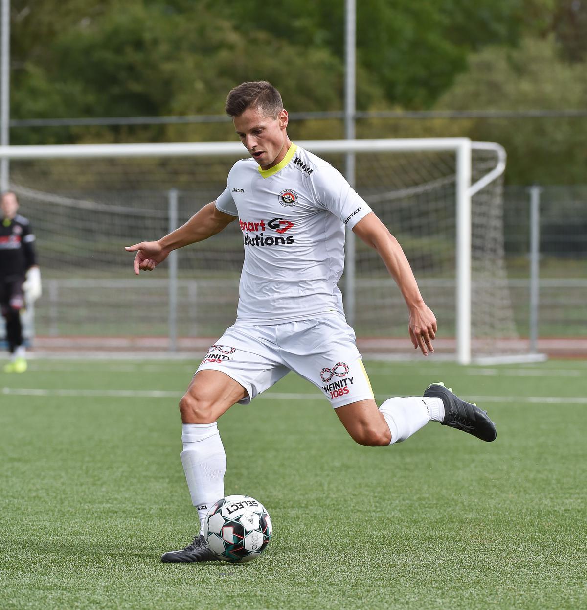 Niels Mestdagh zal uiteindelijk maar een handvol wedstrijden voor Mandel United gespeeld hebben.© VDB