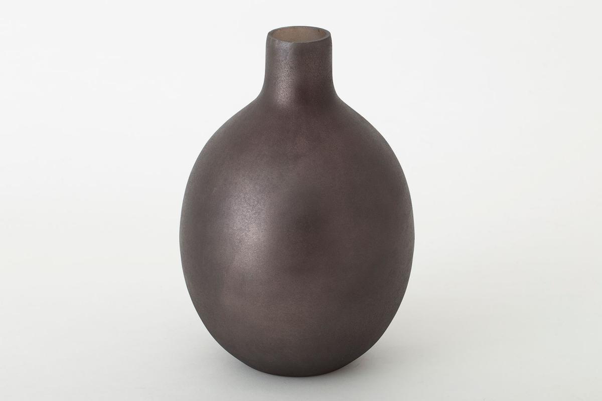 Vase en verre brun